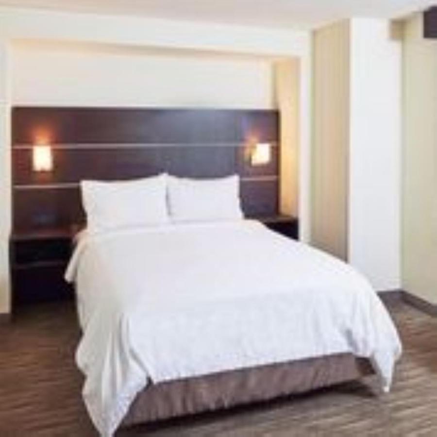 Holiday Inn Express Hotel & Suites- Gadsden By Ihg Dış mekan fotoğraf