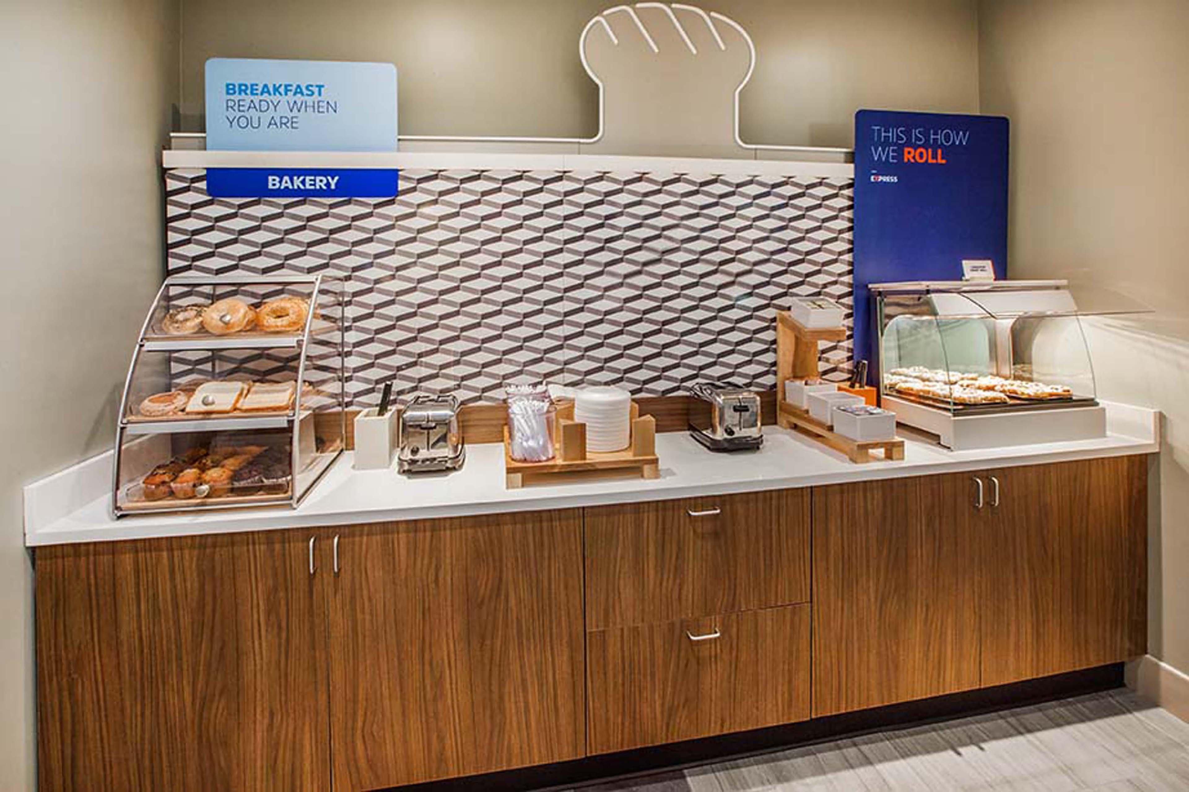 Holiday Inn Express Hotel & Suites- Gadsden By Ihg Dış mekan fotoğraf
