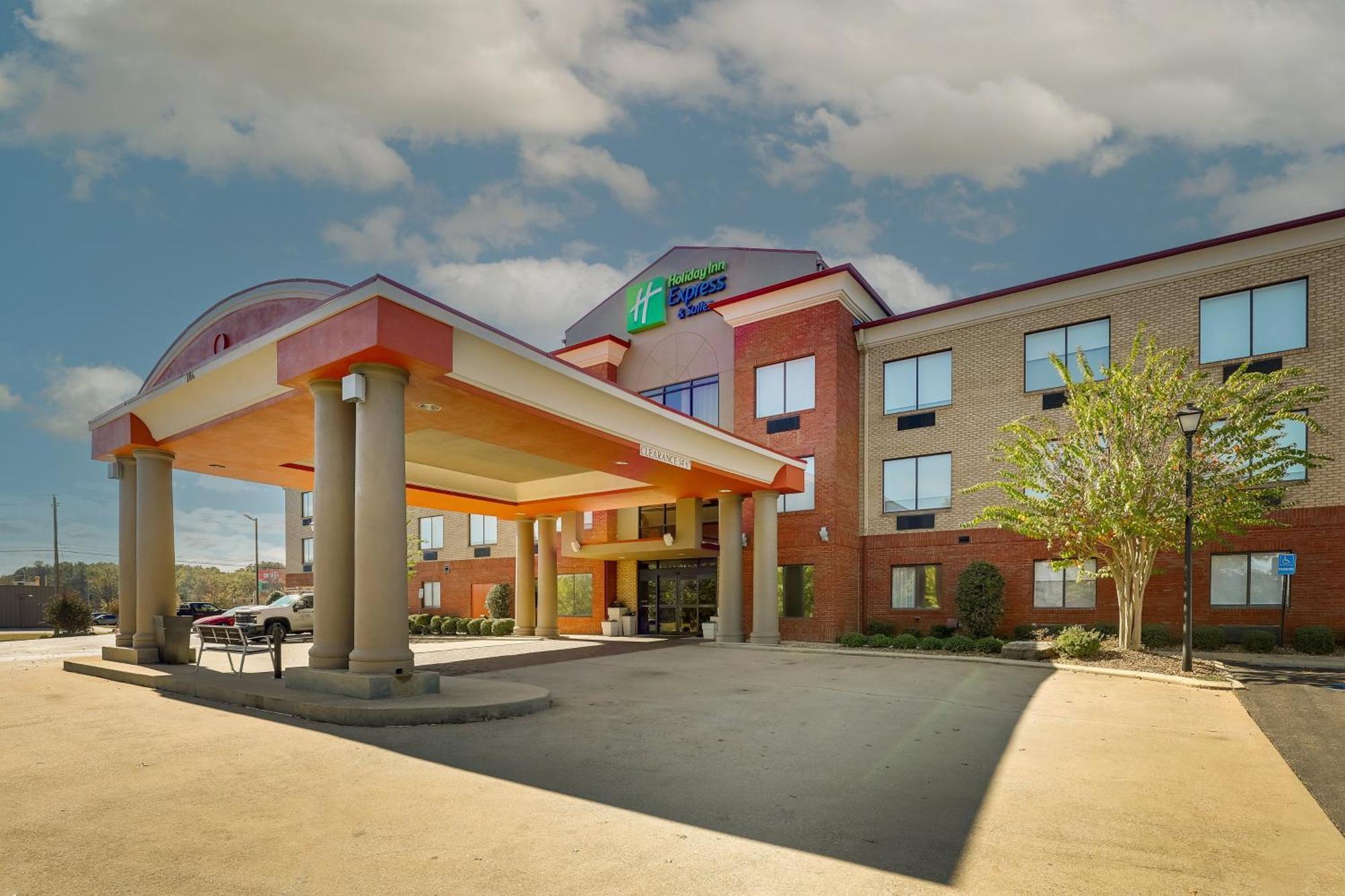 Holiday Inn Express Hotel & Suites- Gadsden By Ihg Dış mekan fotoğraf